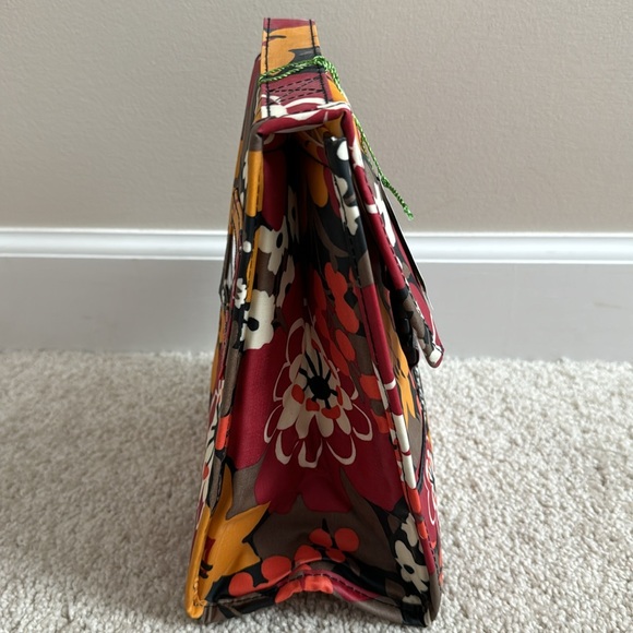 Vera Bradley Bittersweet lunch sack - NWT - Picture 2 of 7